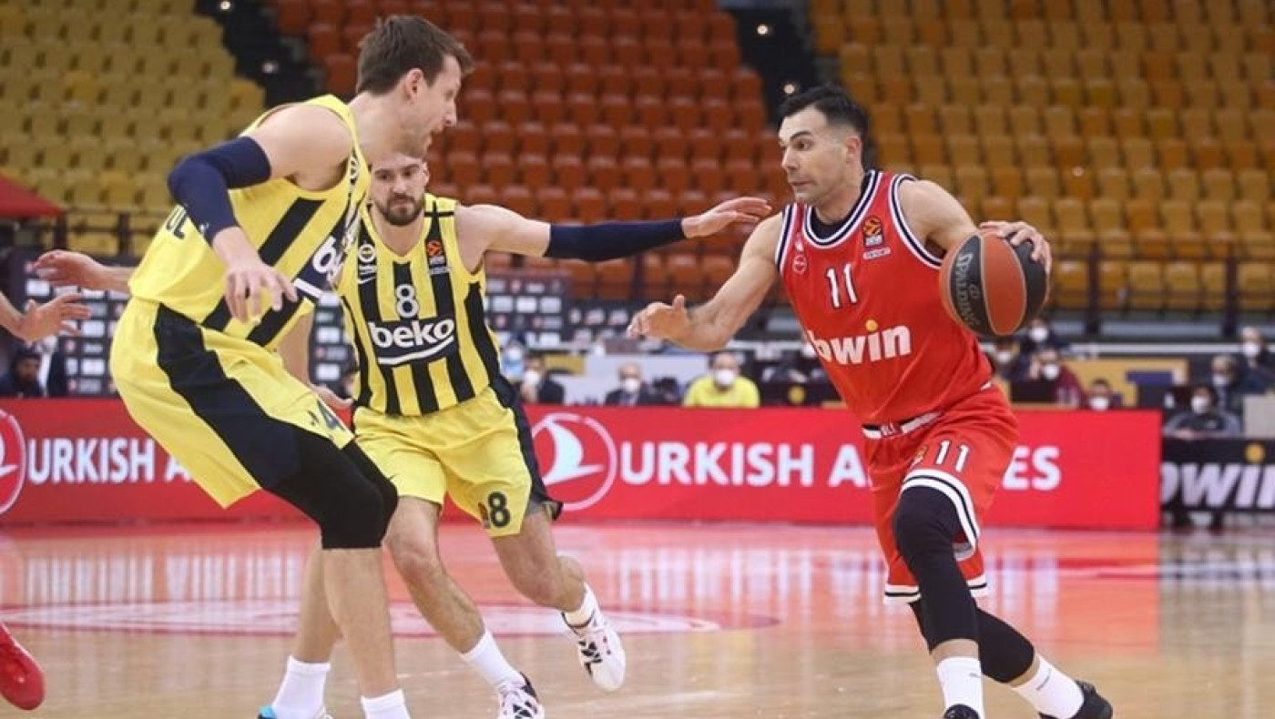 «Ξύπνησε» αργά o Ολυμπιακός και ηττήθηκε από τη Φενέρ