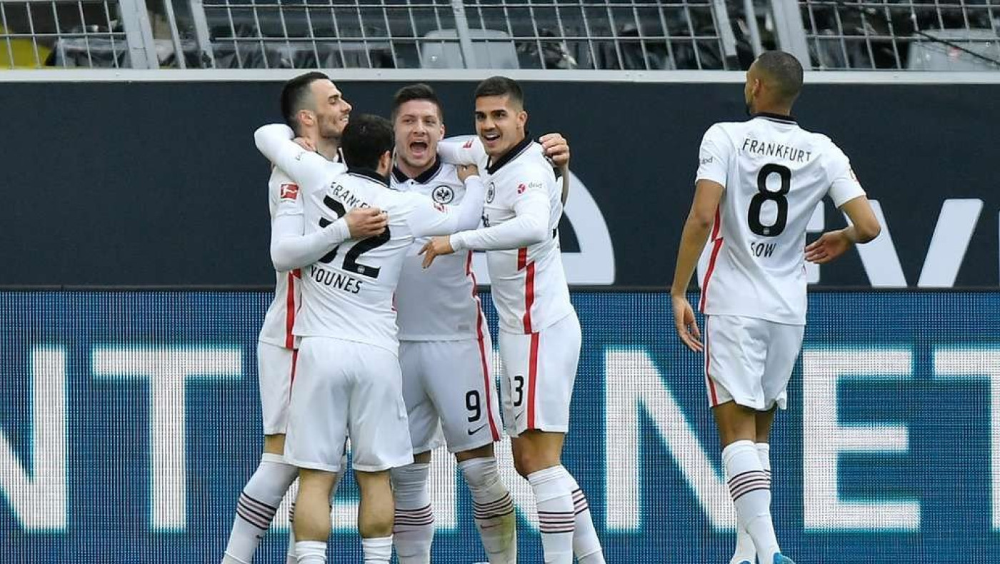 Άλωσε το «Βεστφάλεν» η Άιντραχτ και αγκαλιά με τα αστέρια!