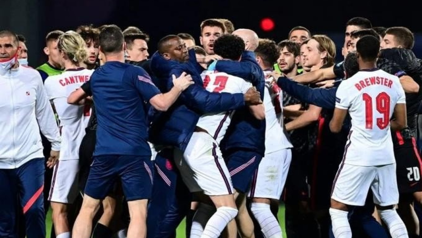 Καταγγελία για ρατσιστική χειρονομία στο Αγγλία - Κροατία U21!