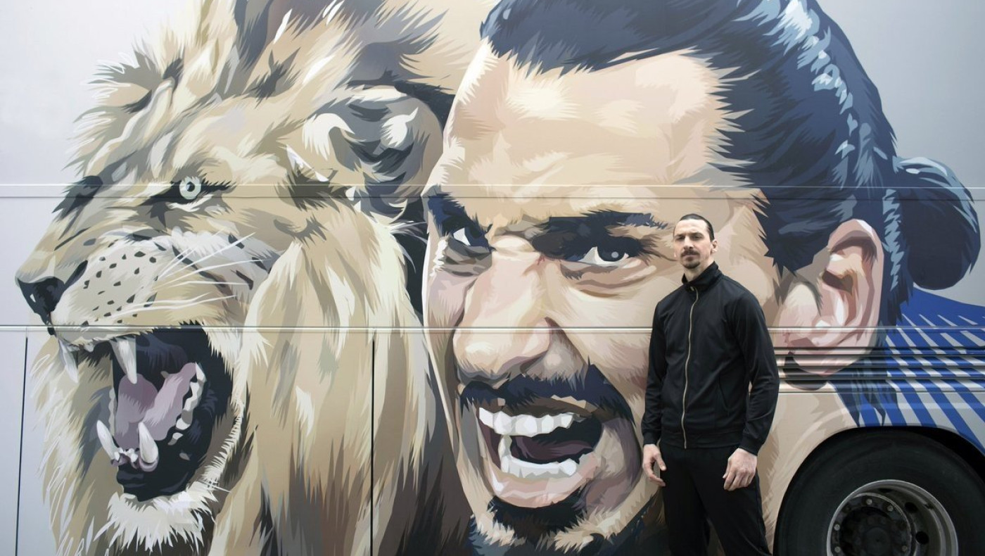 Ιμπραΐμοβιτς: Κατηγορείται ότι σκότωσε λιοντάρι και πήρε το κεφάλι του!