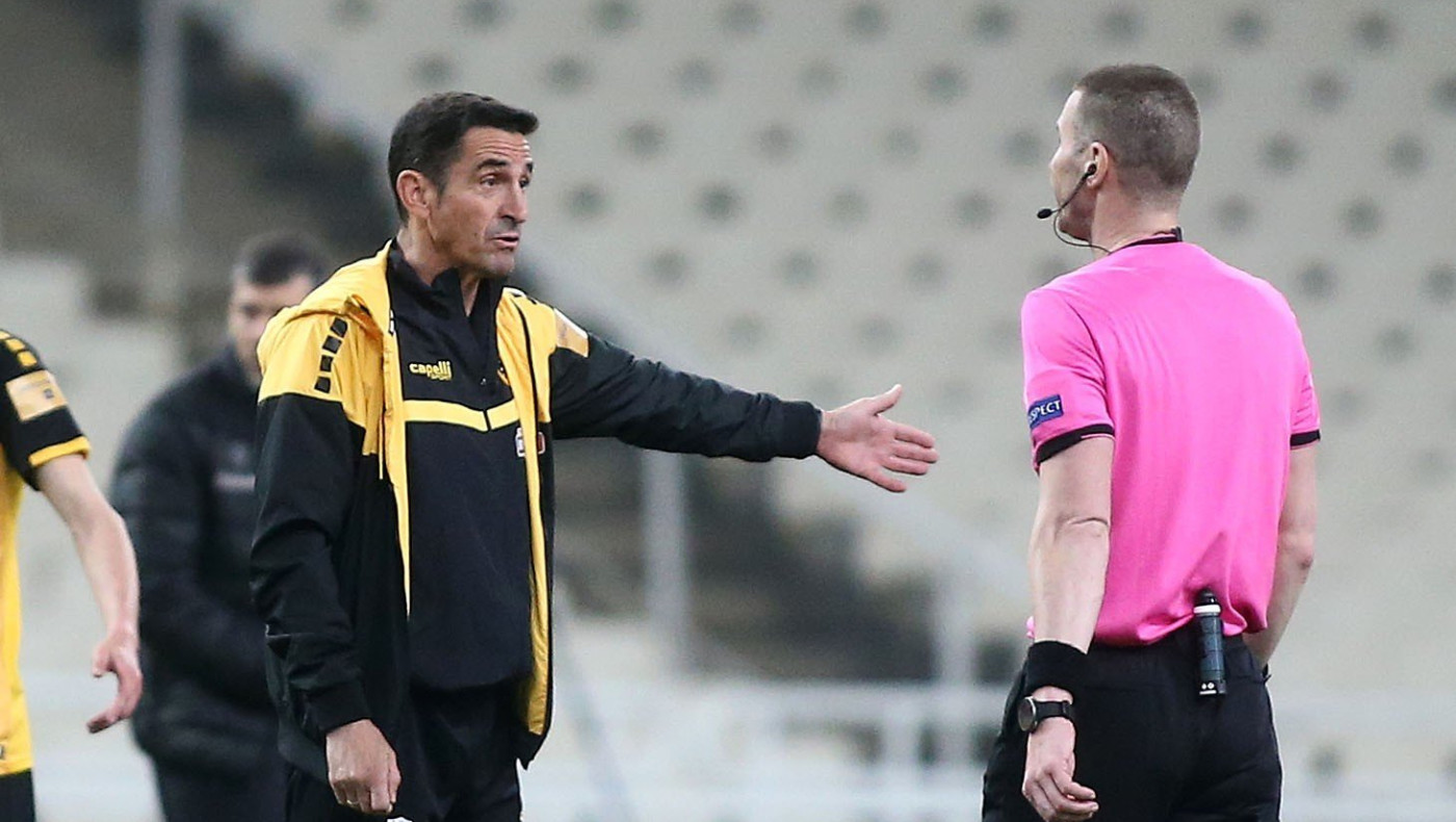 Επίθεση Χιμένεθ στον διαιτητή μετά το γκολ του Μουργκ (vid)