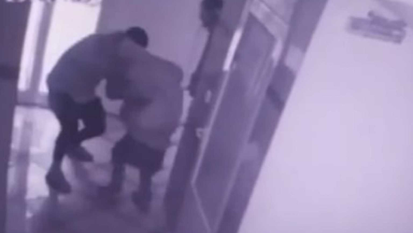 ΣΟΚ στην Θεσσαλονίκη: Ληστές χτυπούν την μητέρα μπροστά στο παιδί της!