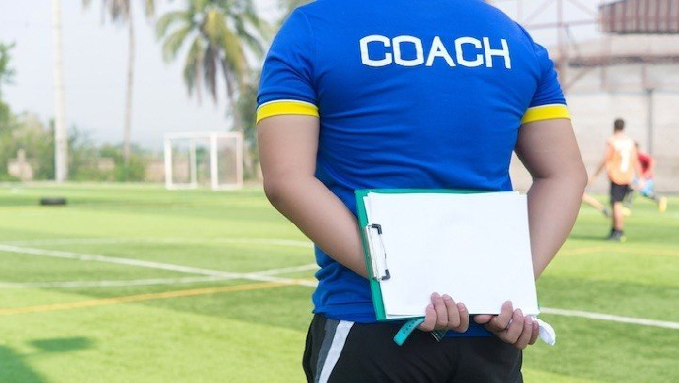 Super League 2: Προπονητής ξυλοκοπήθηκε επειδή αγνόησε... συμφωνία προέδρων!