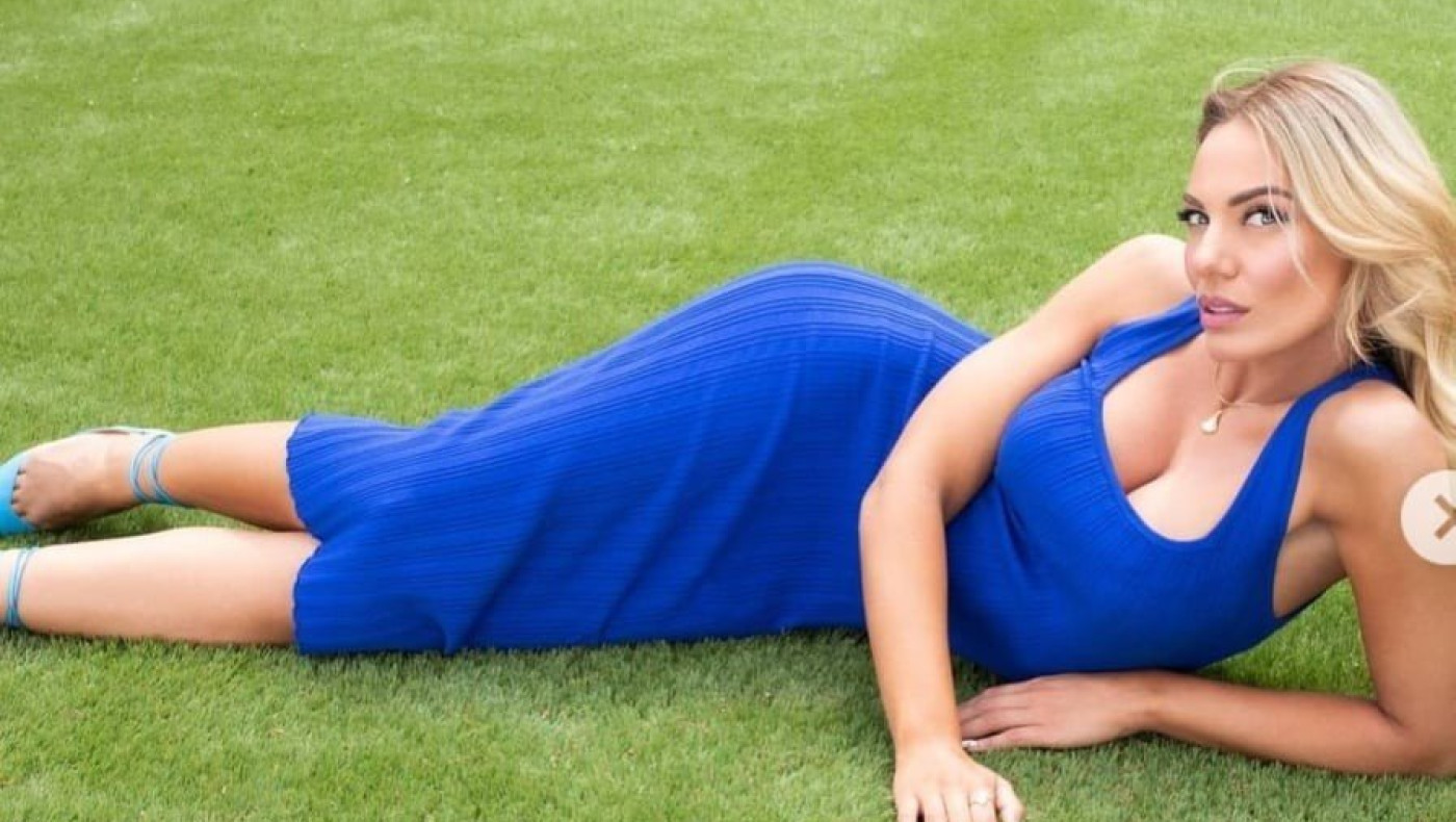 Στο χορτάρι η Μαλέσκου, έριξε το Instagram!