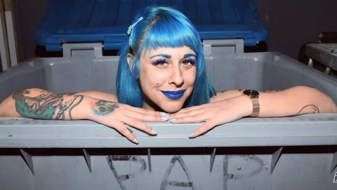 Σοκάρει η Σούπερ Κίκη: «Έπεσα θύμα ξυλοδαρμού από 30 χούλιγκαν»