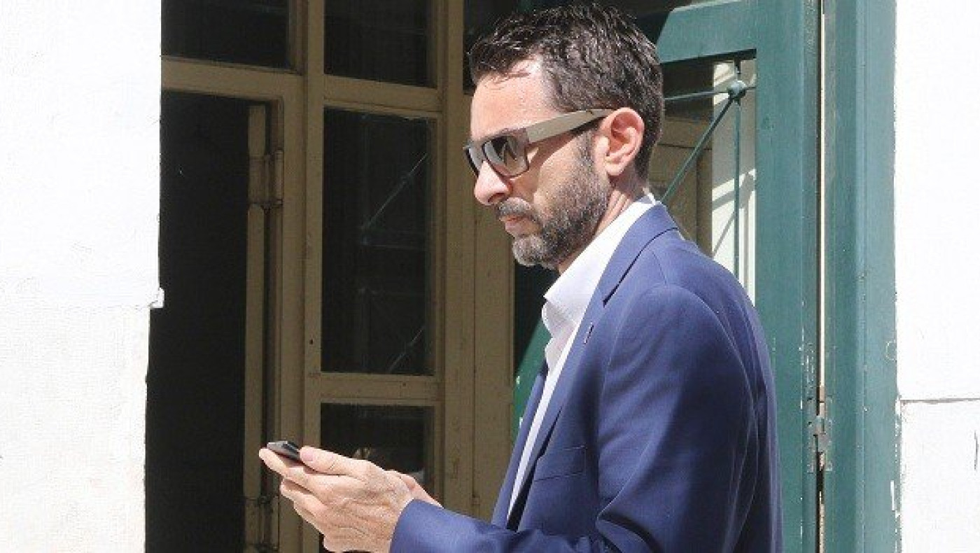 Συνεχίζει να σφυρίζει ο Δημητρόπουλος