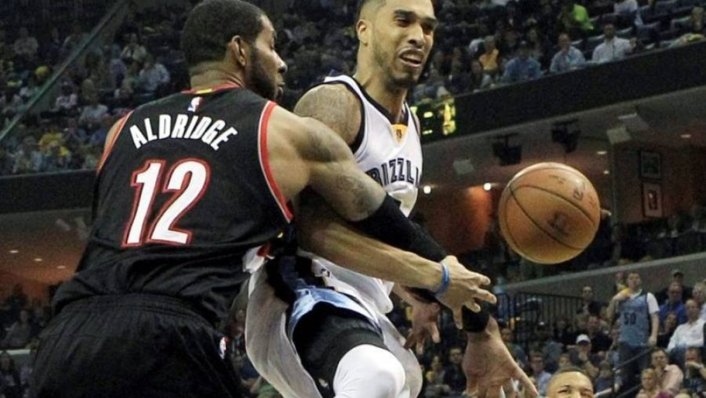 Στην επόμενη φάση και οι Γκρίζλις (videos)