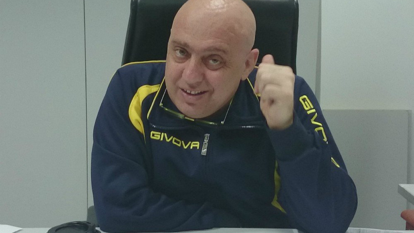 Ο Ραπτόπουλος στο... τσακίρ κέφι!