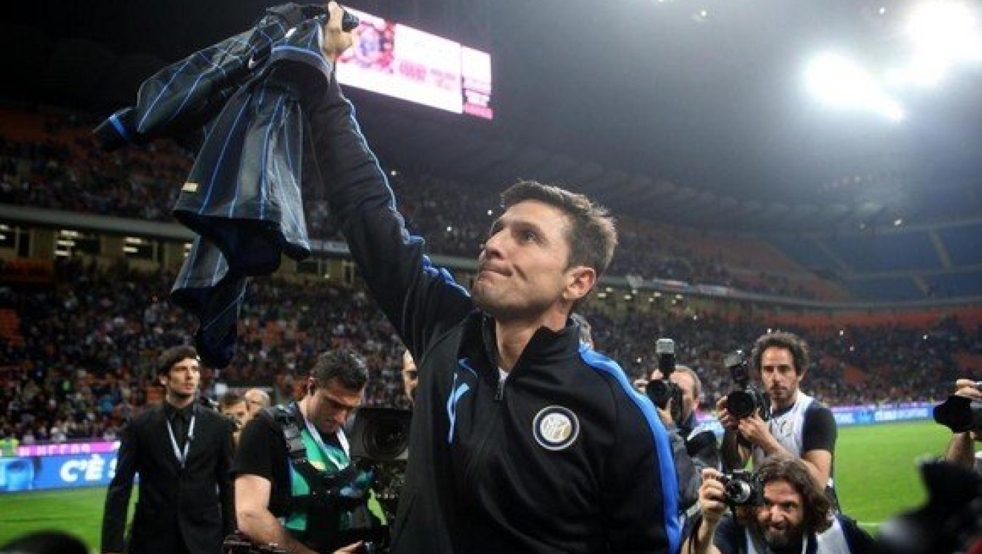 Αποσύρθηκε με λαμπρότητα η φανέλα του Ζανέτι (video)