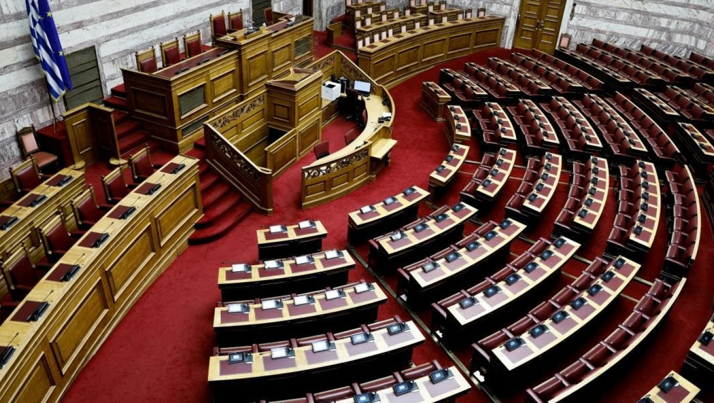 Ασυλία σε λοιμωξιολόγους, αποχώρησε ο ΣΥΡΙΖΑ από την συνεδρίαση