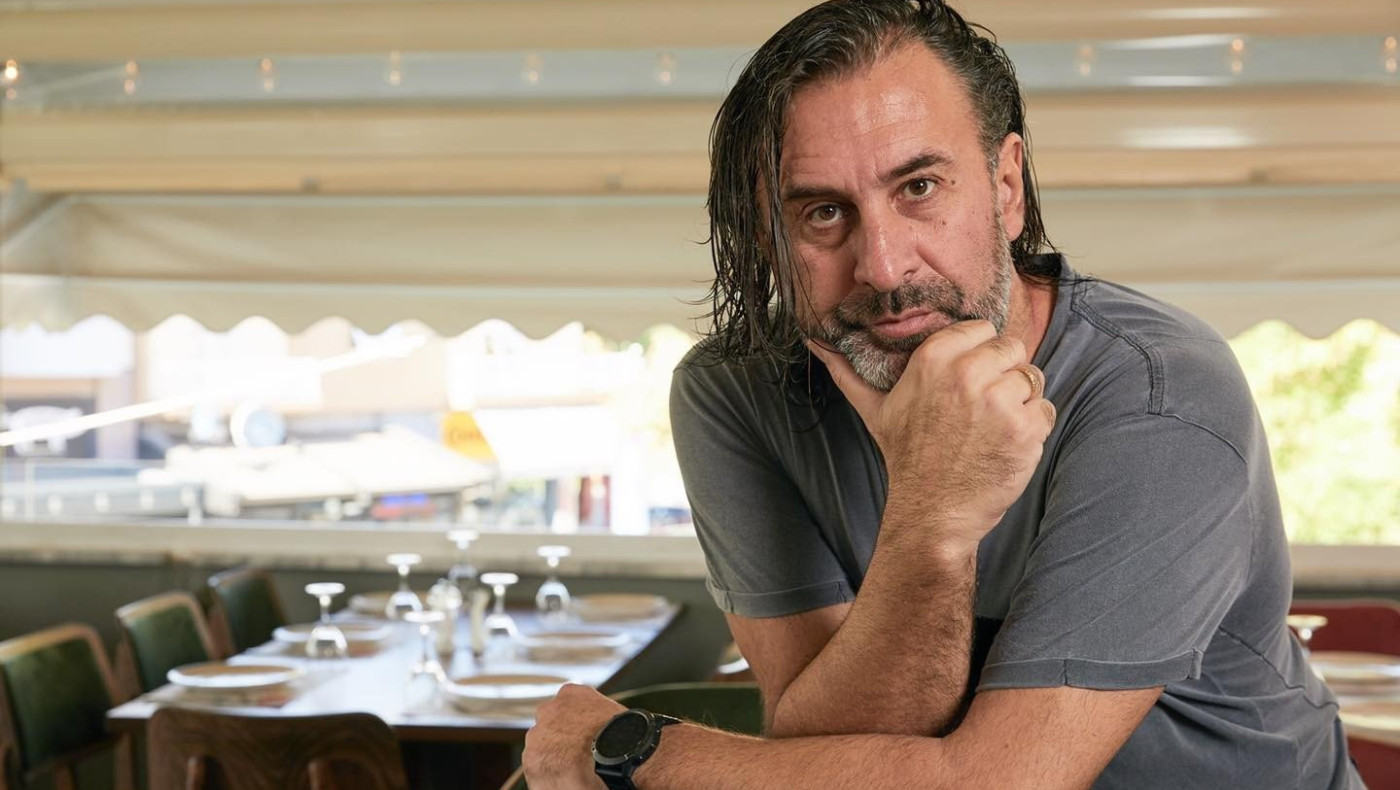 Νέα πρωτοβουλία Σαράτση: Προσφέρει μια «επίσκεψη» στη θάλασσα σε 60 άτομα