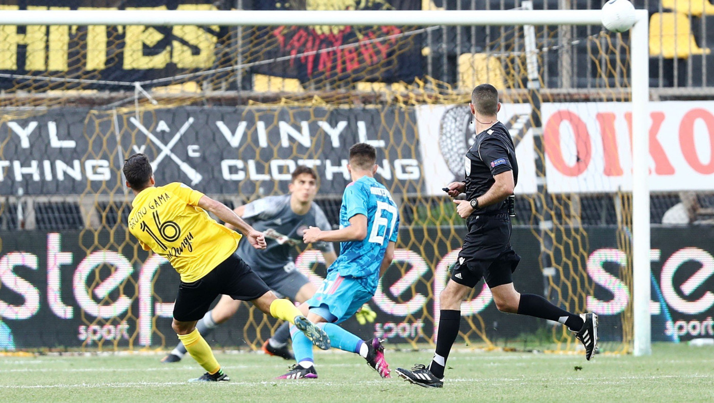 Άρης: Γυμνός στις φήμες, σκουριασμένο μέταλλο