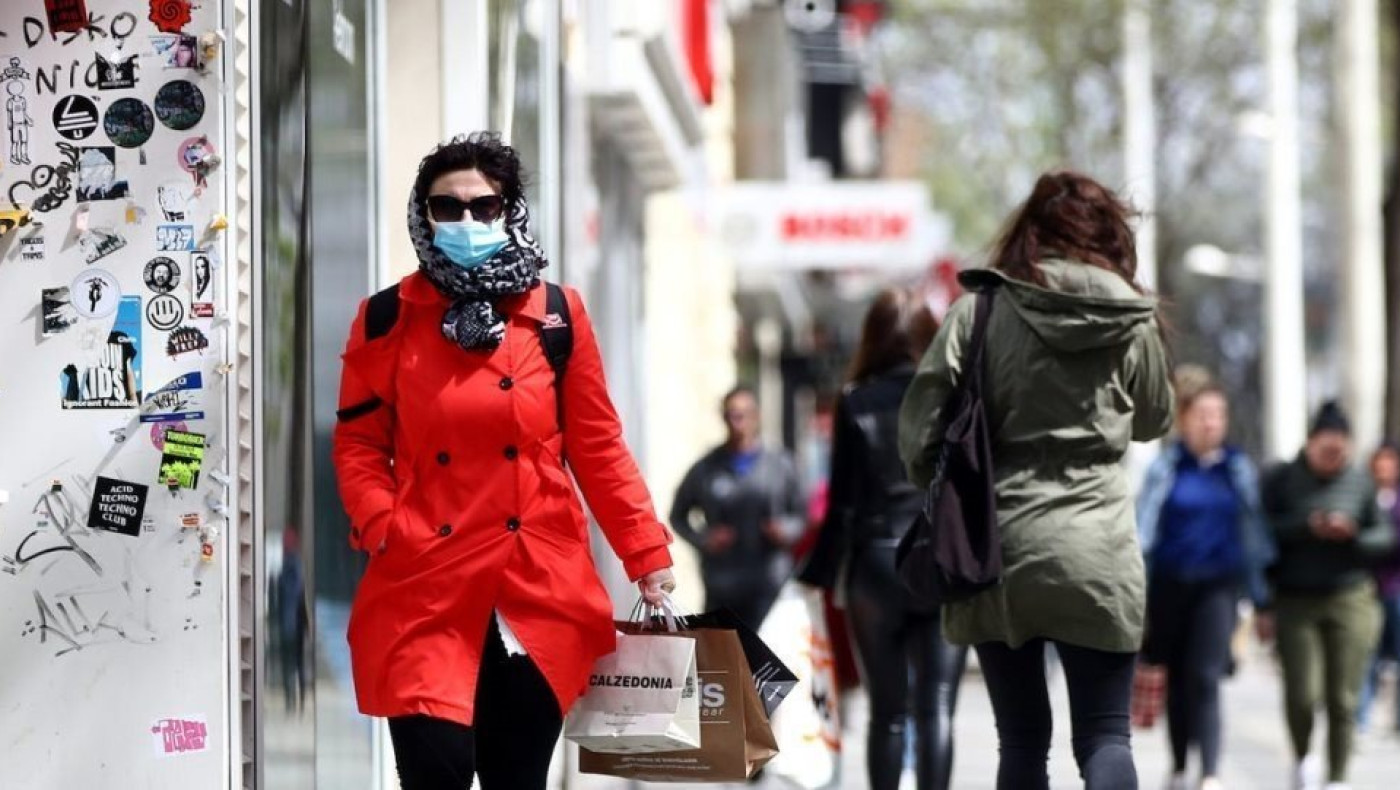 Κορωνοϊός: Σοκ με 40.560 νέα κρούσματα – 76 νέοι θάνατοι