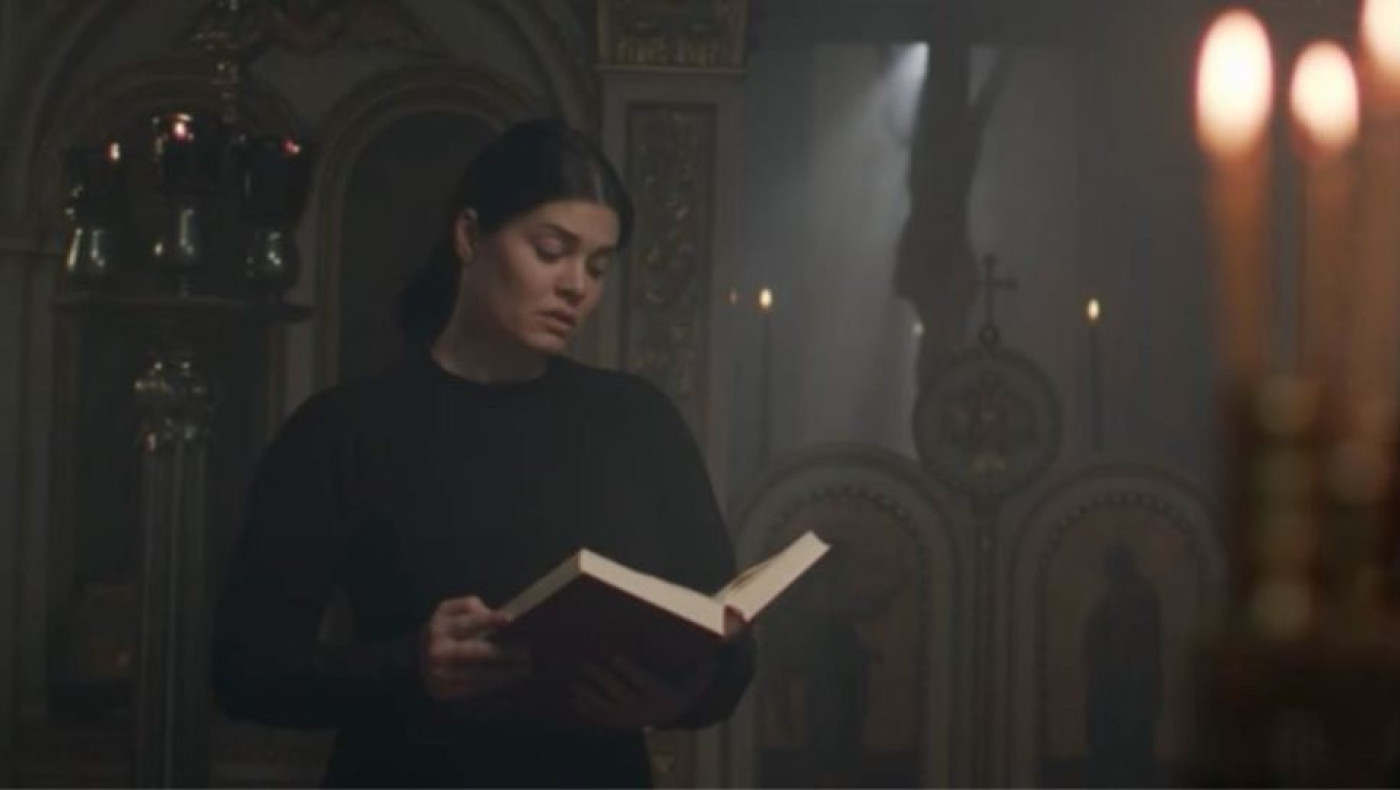 Ο Θρήνος της Παναγίας στη δημοτική από τη Μαρία Κορινθίου