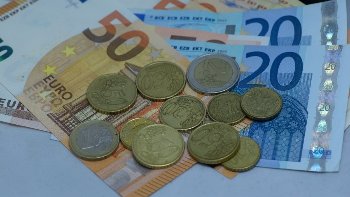 ΟΠΕΚΑ: Πότε οι πληρωμές για ΚΕΑ, επίδομα γέννας, ενοικίου και προνοιακά επιδόματα