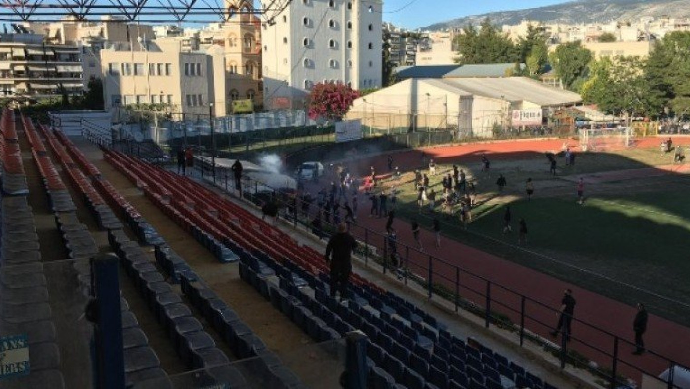 Εικόνες από τα σοβαρά επεισόδια στη Νέα Σμύρνη (vid)