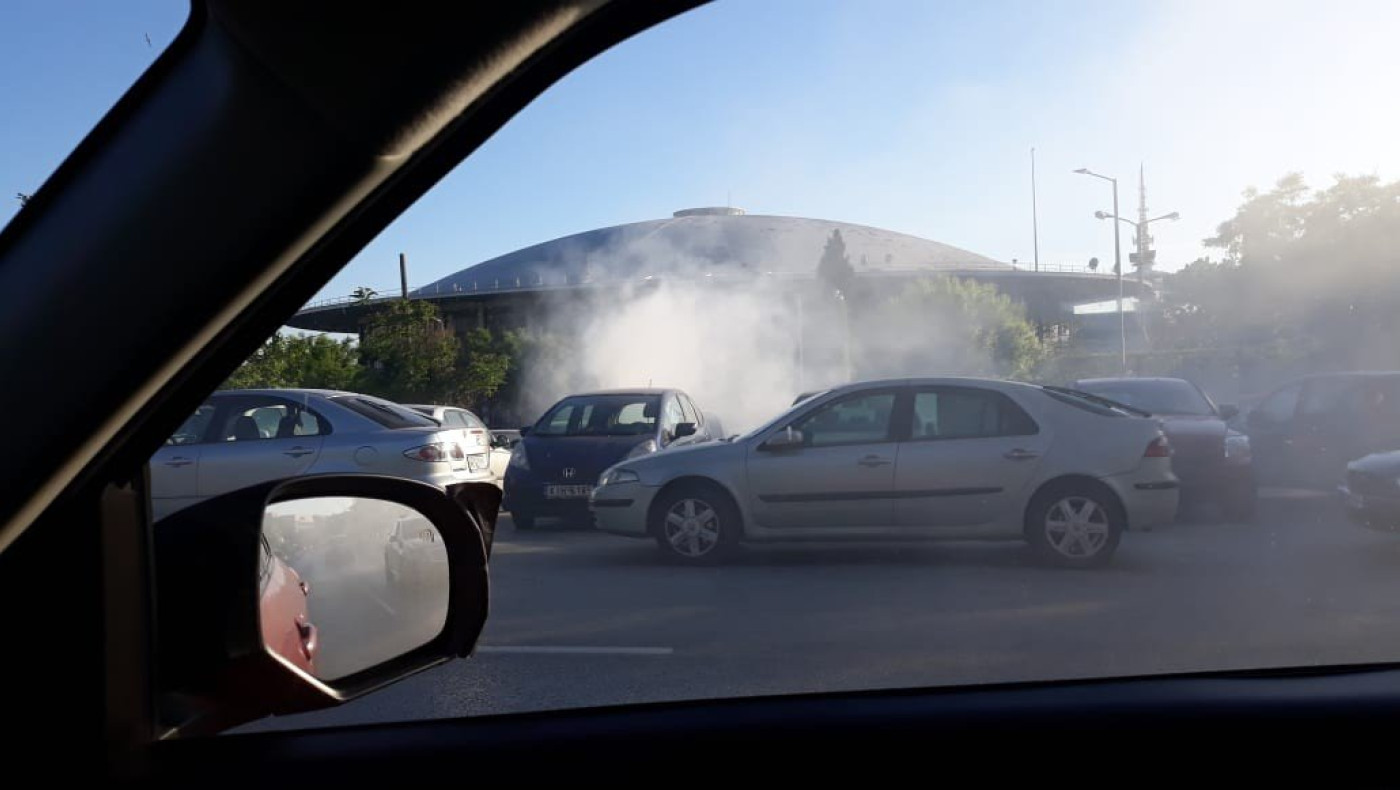 Αναστάτωση στο Αλεξάνδρειο, καίγεται ΙΧ