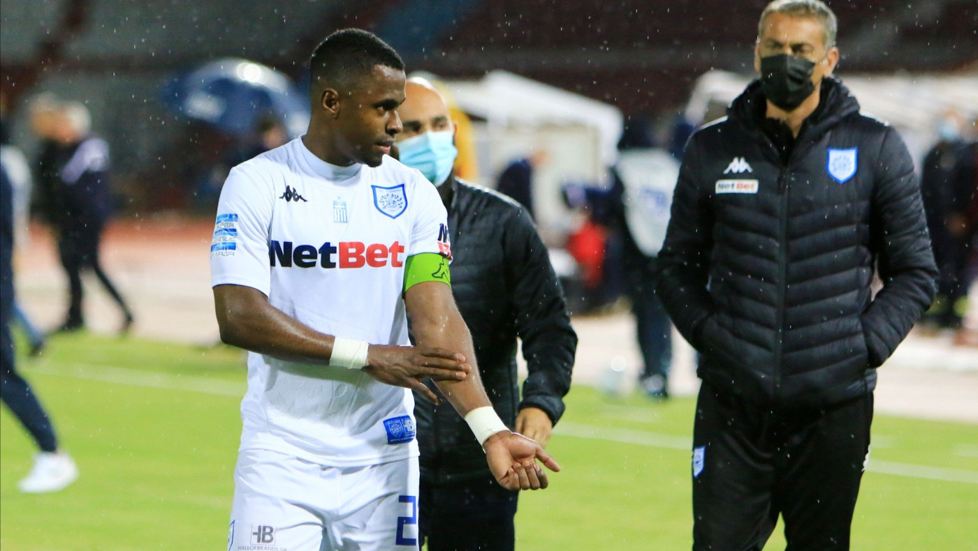 Κάστρο: «Δεν θα πω τι μου είπε, ήθελα να φύγω από το γήπεδο»