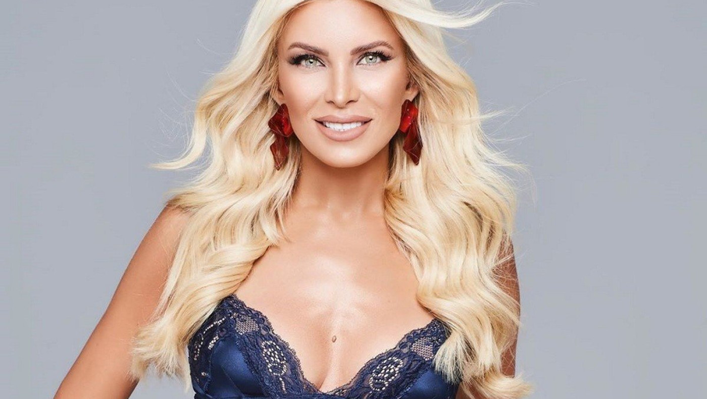 Έξαλλη η  Κατερίνα Καινούργιου με το νέο ειδύλλιο στο Big Brother