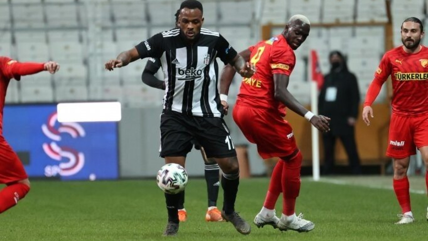 Κουλιανός: Κάνει... χατιράκια