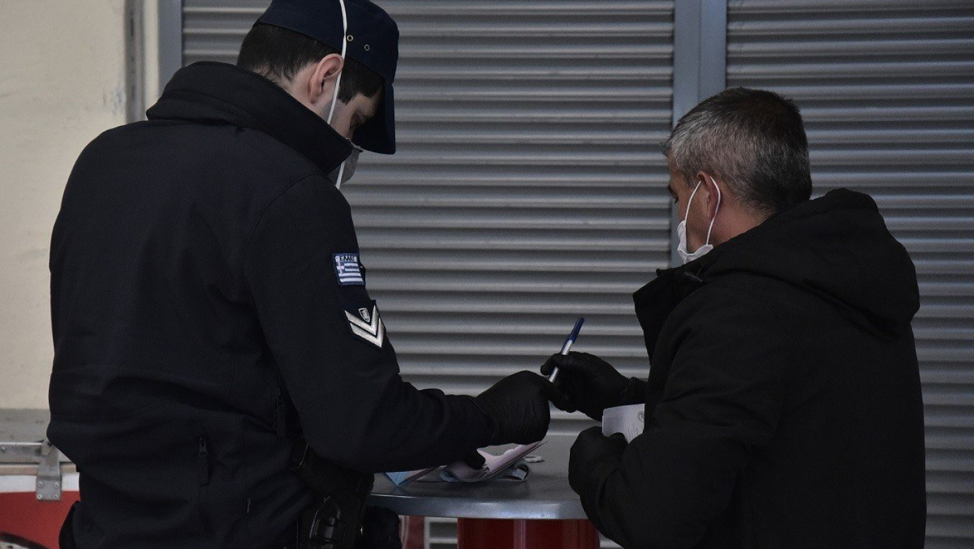 Θεσσαλονίκη: «Καμπάνες» σε δύο ιδιοκτήτες καταστημάτων για αναπαραγωγή μουσικής