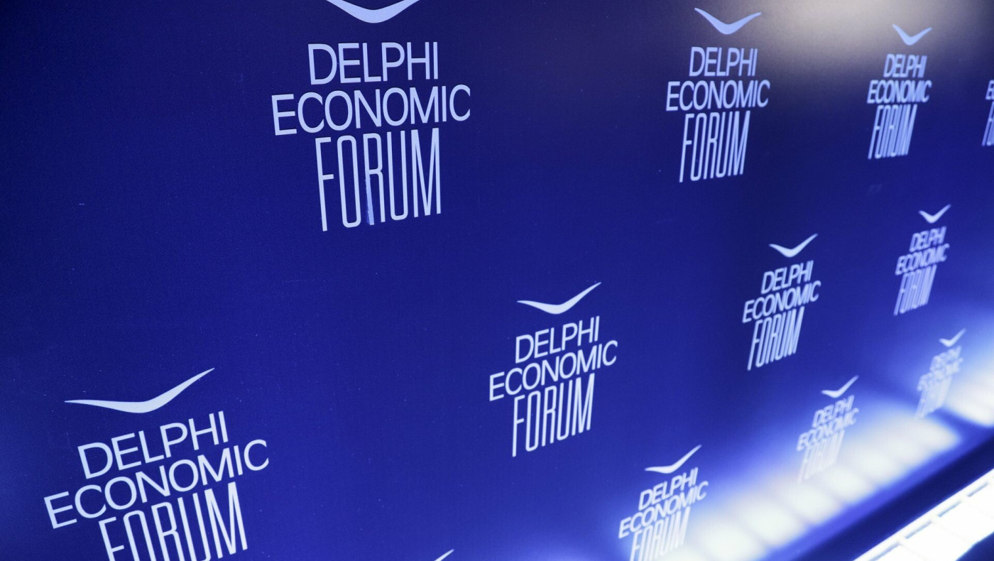 Οικονομικό Forum Δελφών: Στα πρόθυρα της χρεοκοπίας 1/3 μικρομεσαίες επιχειρήσεις