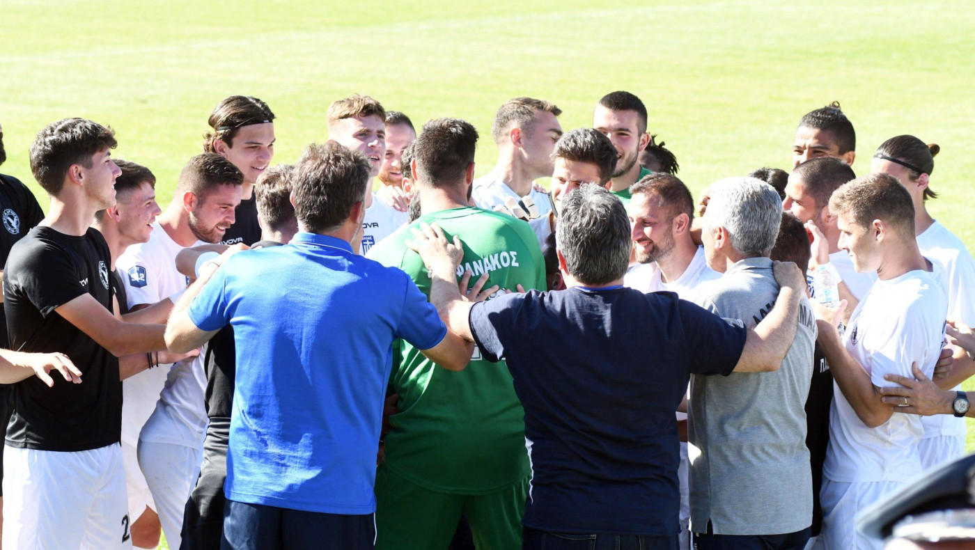 Δόξα Δράμας: Τρελοί πανηγυρισμοί στο πούλμαν