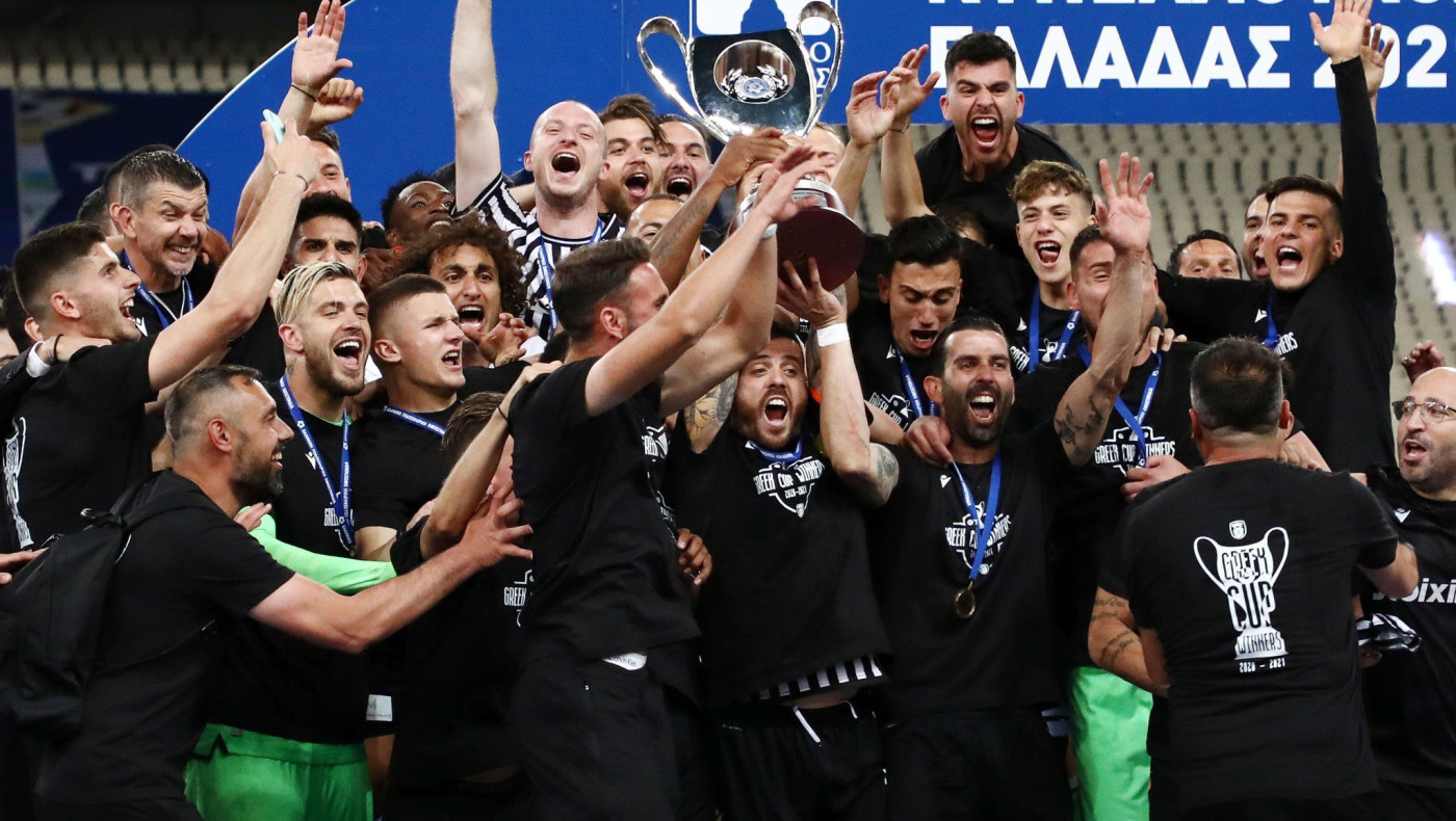 Πανηγυρισμοί σε όλη την Ελλάδα για τον Κυπελλούχο ΠΑΟΚ