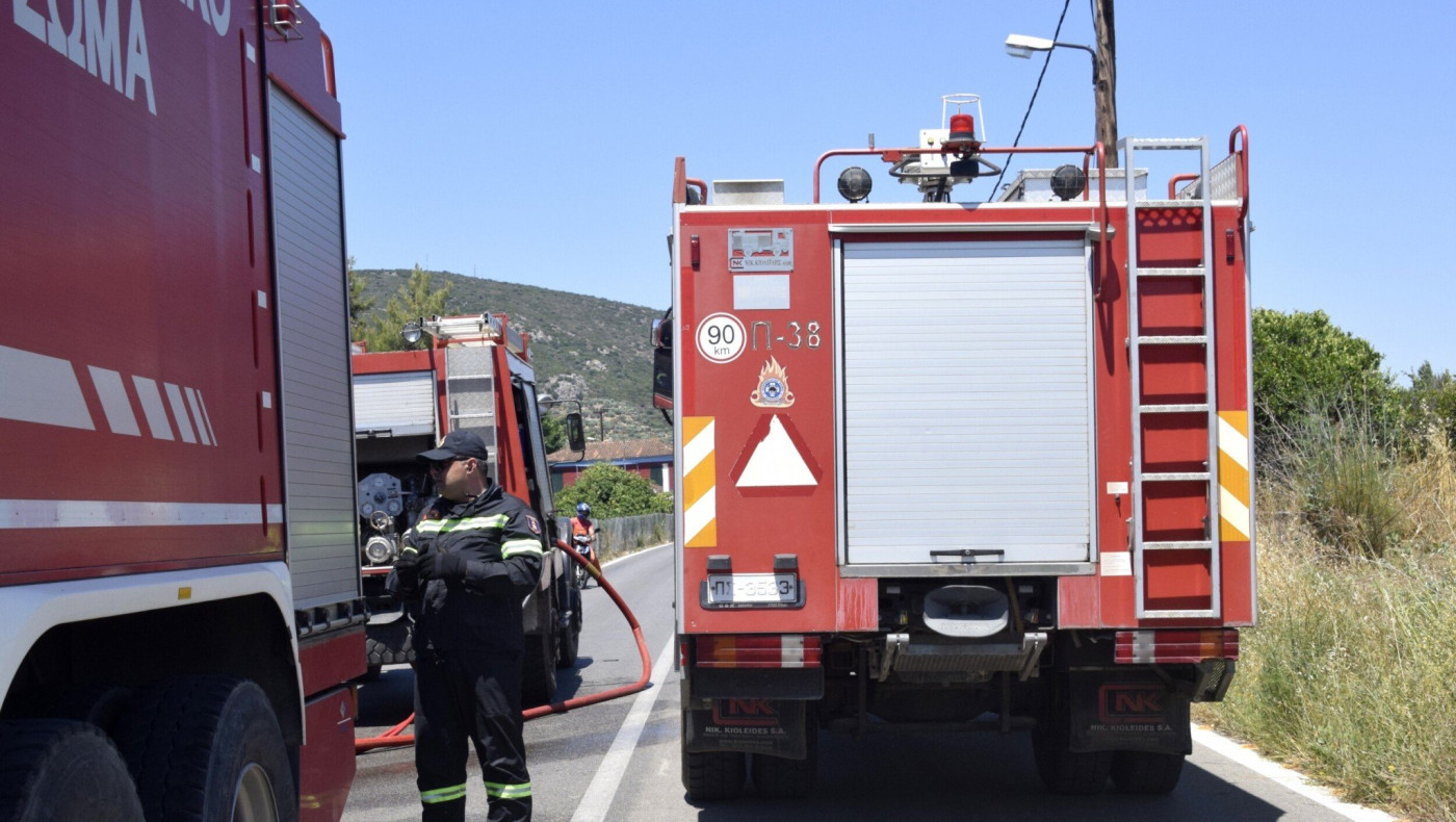 Θεσσαλονίκη: Υπό έλεγχο η φωτιά στον Λαγκαδά