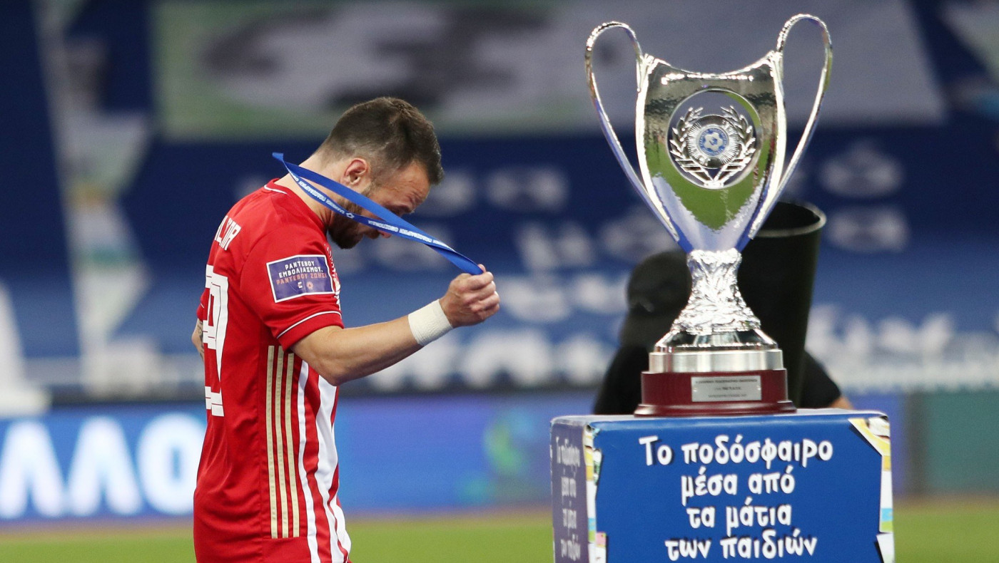 Προκλητικός Βαλμπουενά κατά του ΠΑΟΚ: «Αφήσαμε τα ψίχουλα για σας, ήδη δείχνετε ηλίθιοι»