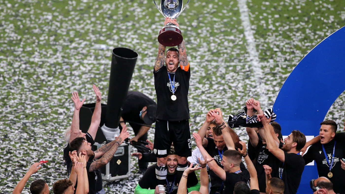 Βιεϊρίνια: «Ούτε γέρος είμαι, ούτε λεφτά ήθελα, θα παλέψουμε για τίτλους»