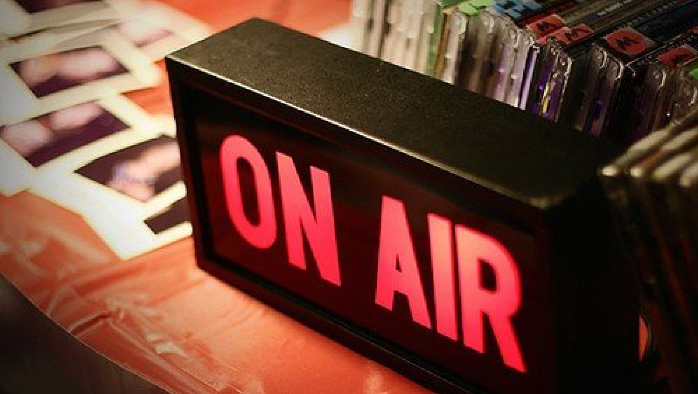 Κινητικότητα στα Media: Ποιοι ραδιοφωνικοί σταθμοί ετοιμάζονται να εκπέμψουν