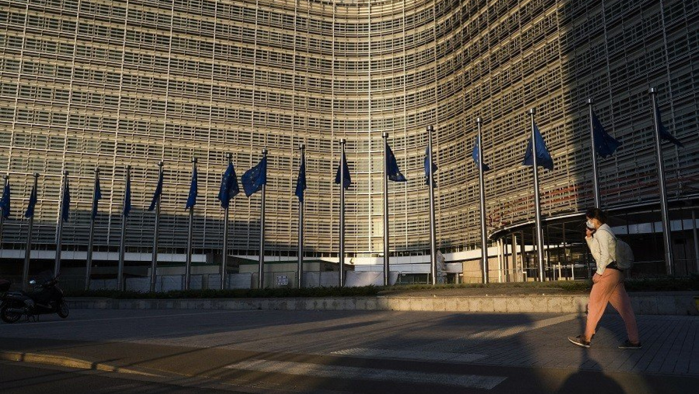 Ευρωβαρόμετρο: Δυσαρεστημένοι με τα μέτρα στήριξης 6 στους 10 Έλληνες