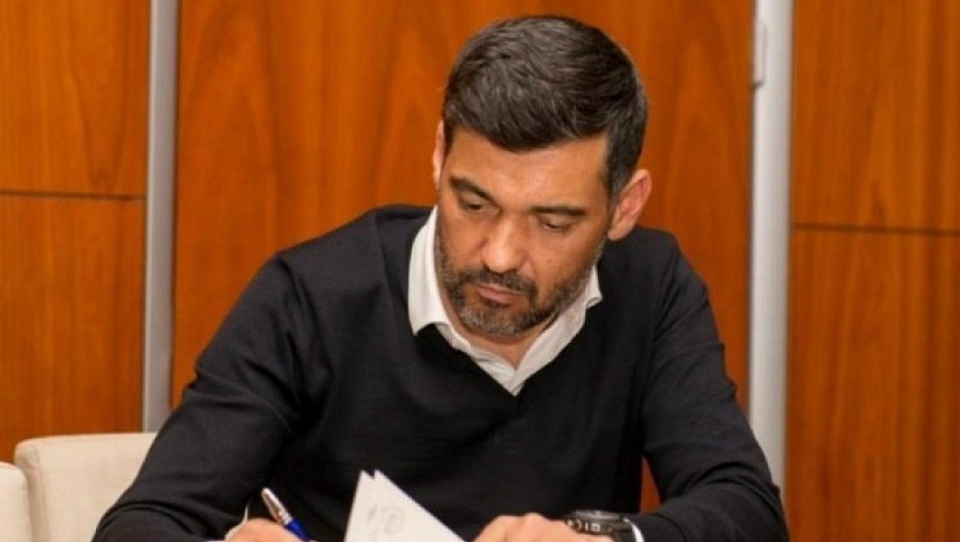 «Ριζώνει» στην Πόρτο ο Σέρτζιο Κονσεϊσάο