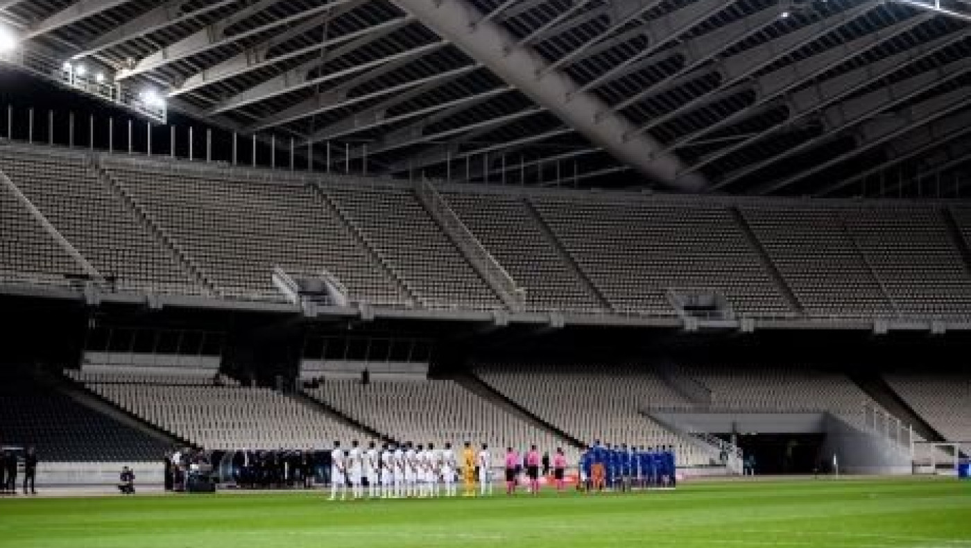 Super League 1: Mόνο οι εμβολιασμένοι στα γήπεδα το πιθανότερο σενάριο