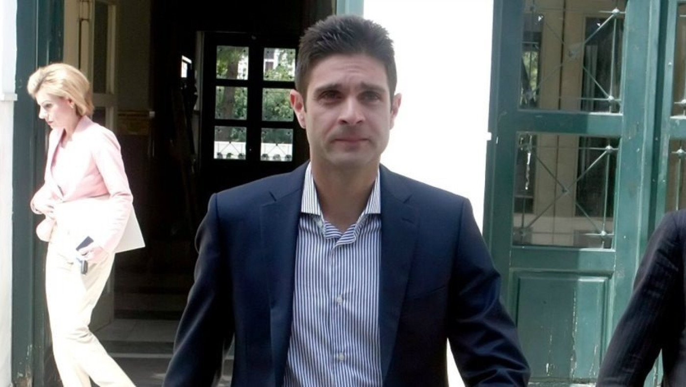 «Καθαρός» και ο Σπάθας