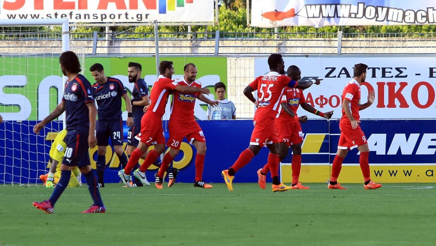 Ποιος να πέσει ή ποιος να μείνει...