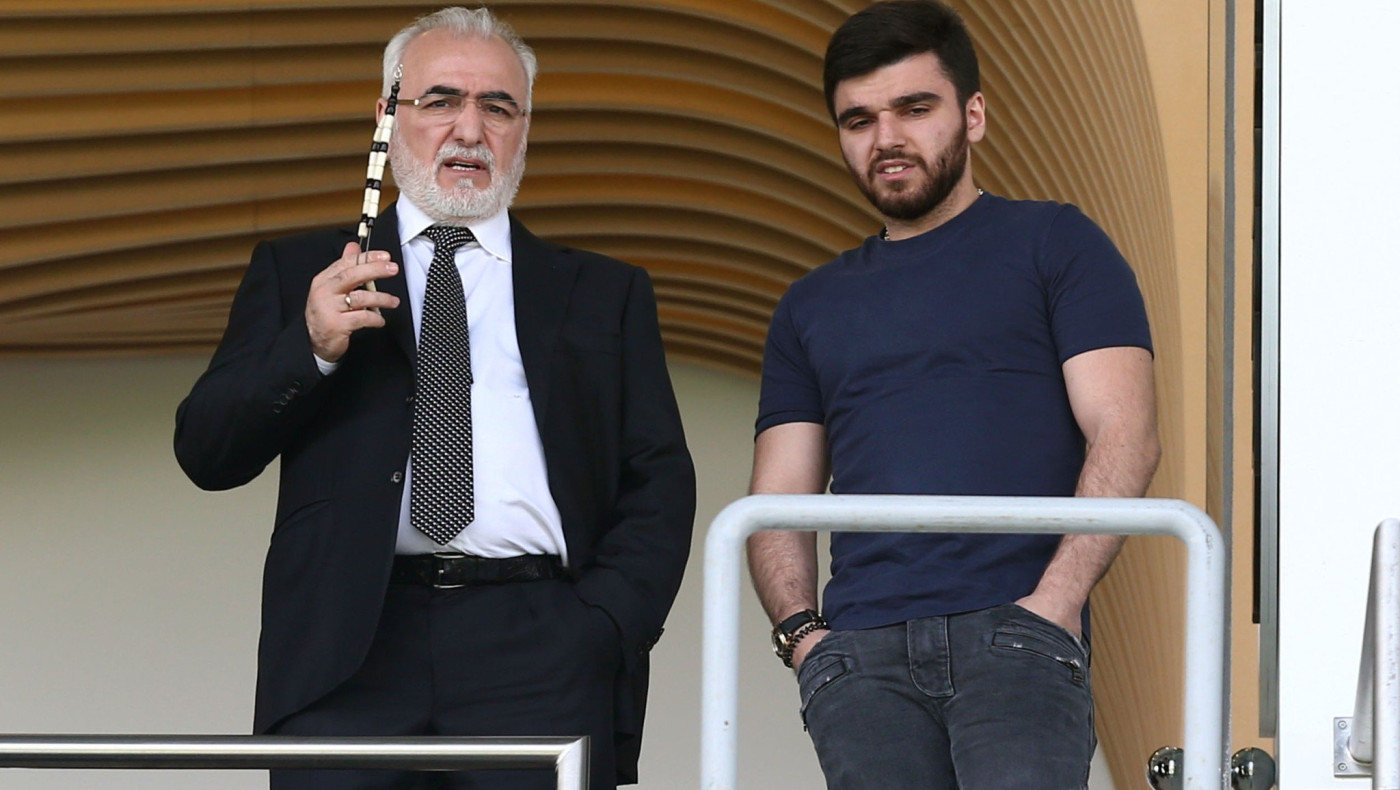 Γιώργο, τον αντίπαλο δεν τον πατάς όταν είναι πεσμένος...