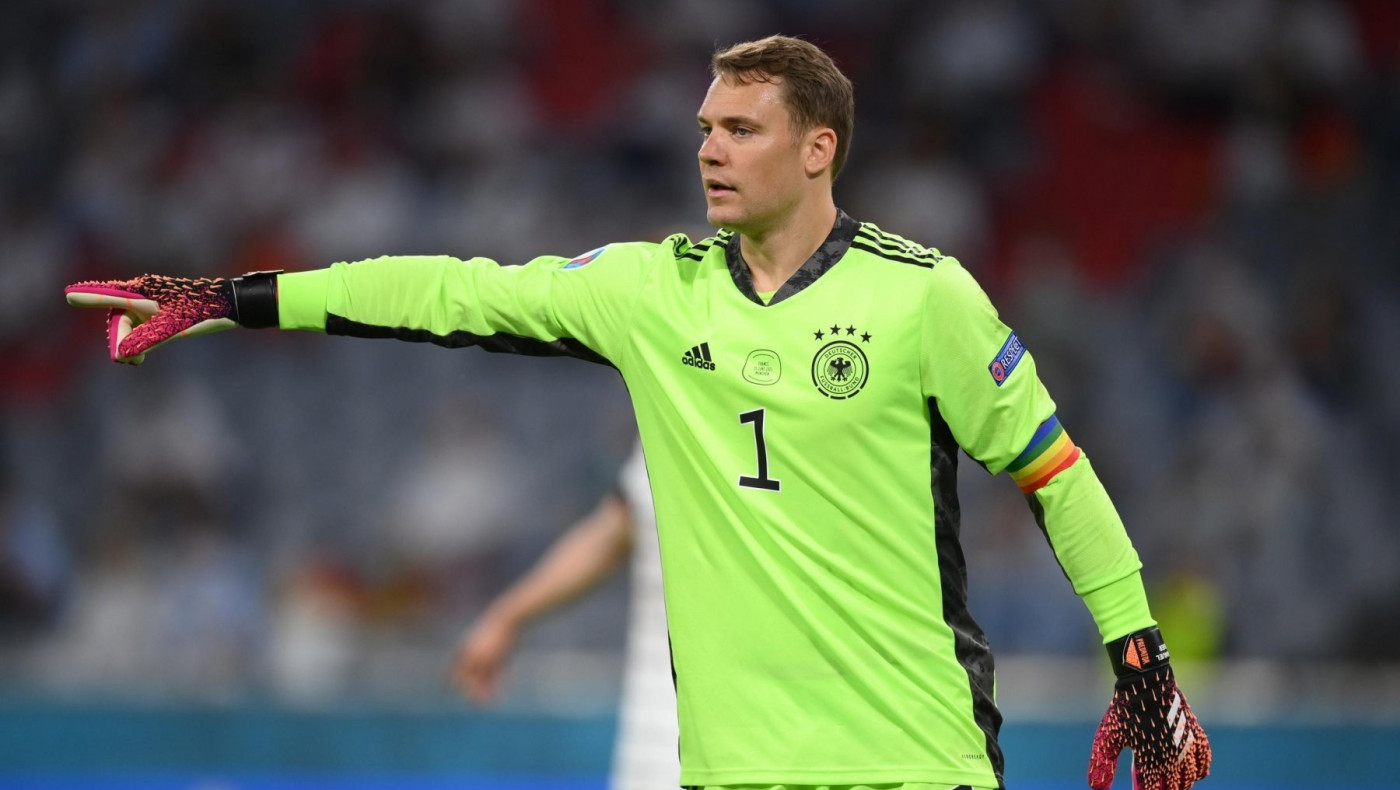 Περιβραχιόνιο στα χρώματα της ΛΟΑΤΚΙ θα φορέσει και με την Ουγγαρία ο Νόιερ