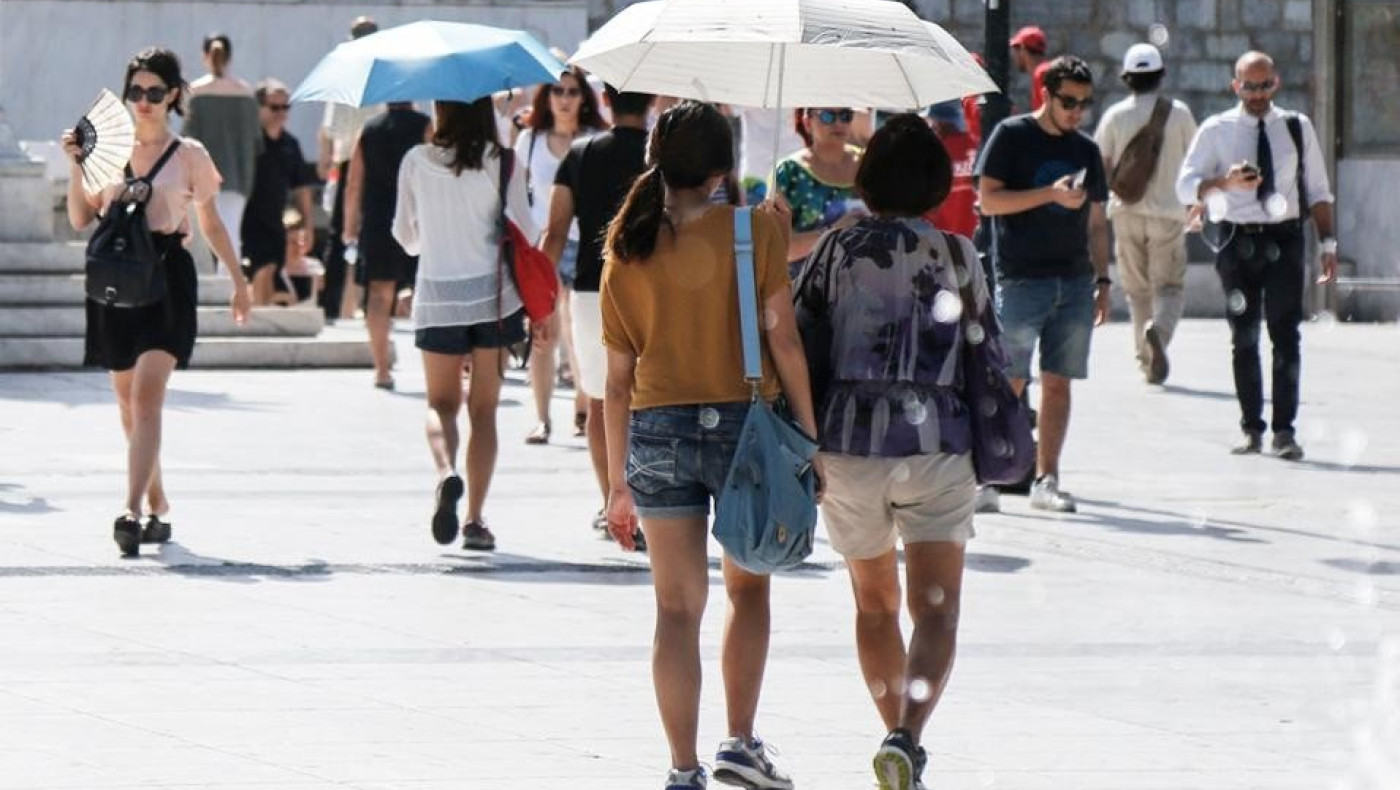 Καιρός: Καύσωνας μέχρι την Κυριακή, ποιες περιοχές θα «ψηθούν»