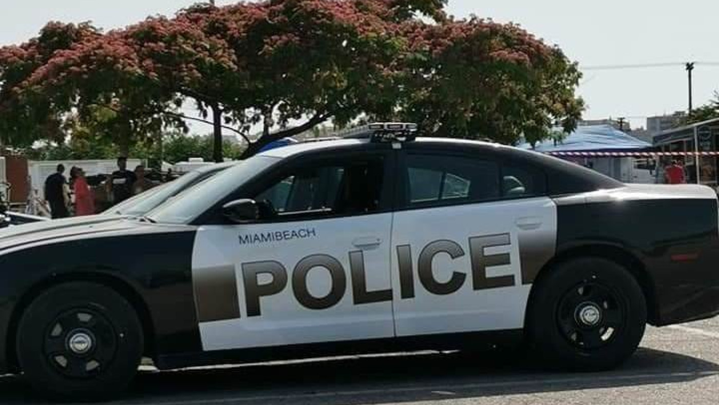 Πασίγνωστος ηθοποιός ξυλοφόρτωσε γείτονά του μπροστά στα παιδιά του