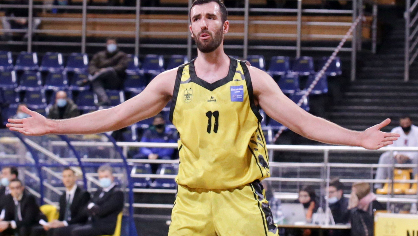 Ο Ηρακλής επιμένει για Ζάρα και Κουζέλογλου