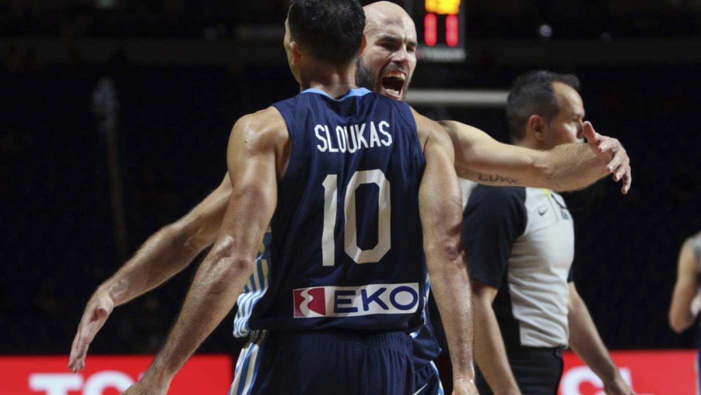 Τούρκικος Τύπος: «Δεν μπορούσαμε, μας αποτελείωσαν Σλούκας – Καλάθης»