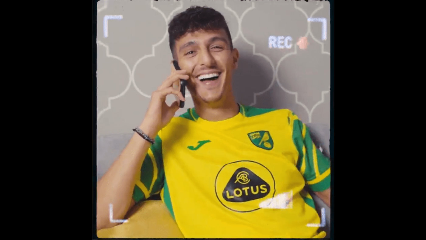 Γιαννούλης σε ρόλο... μοντέλου για τη Νόριτς!