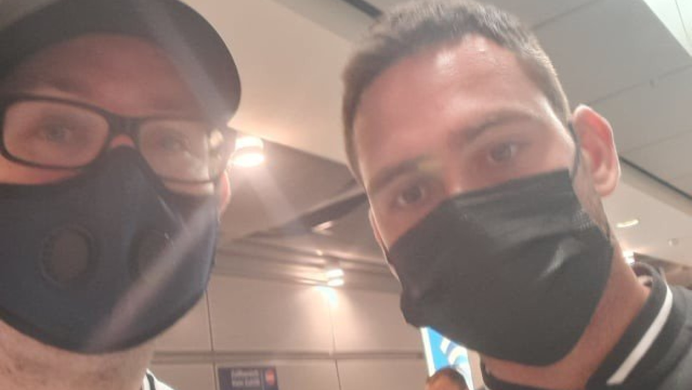 ΠΑΟΚ: Έφτασε η αποστολή στο Ντίσελντορφ τους υποδέχθηκε ο Ολλανδός