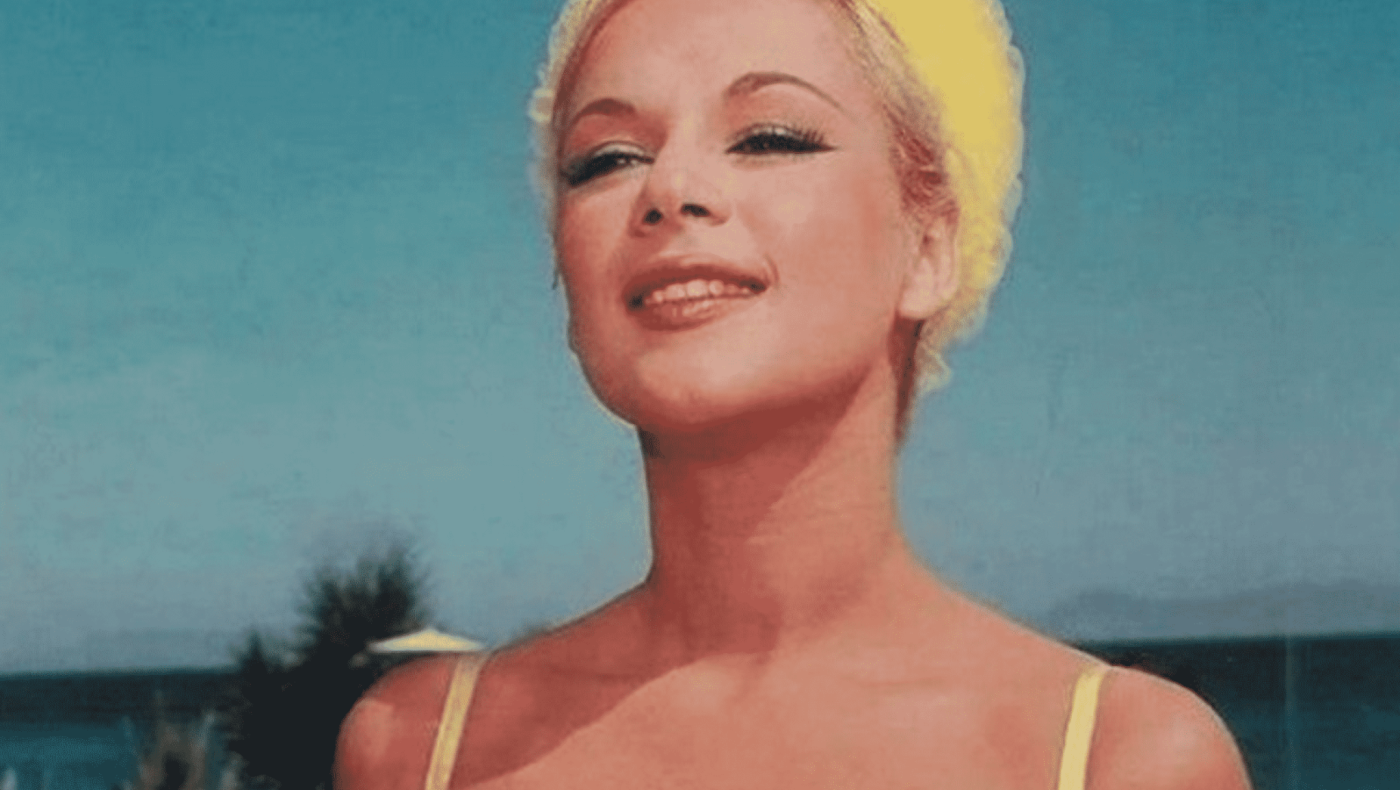 «Η Βουγιουκλάκη ήταν εγκλωβισμένη, δυστυχής, ενώ η Καρέζη ήξερε να ζει»