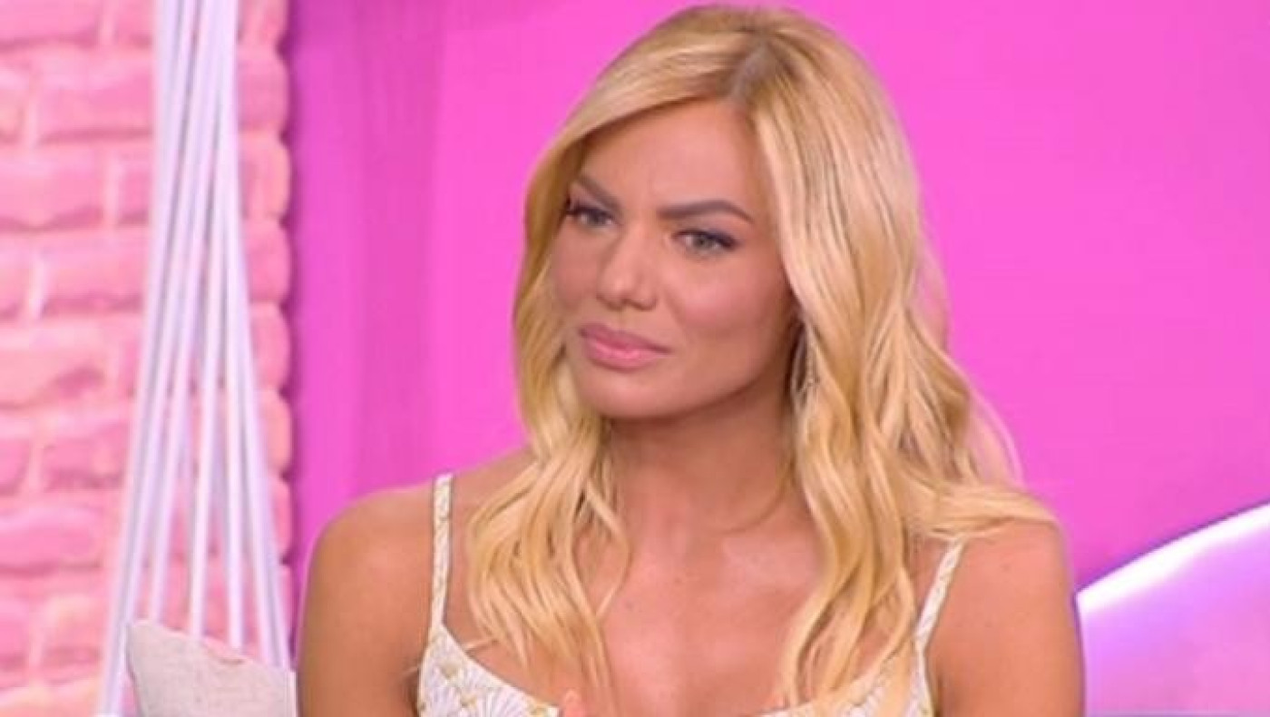 Ιωάννα Μαλέσκου: Φόρεσε το μαύρο της μπικίνι και τάραξε το Instagram!