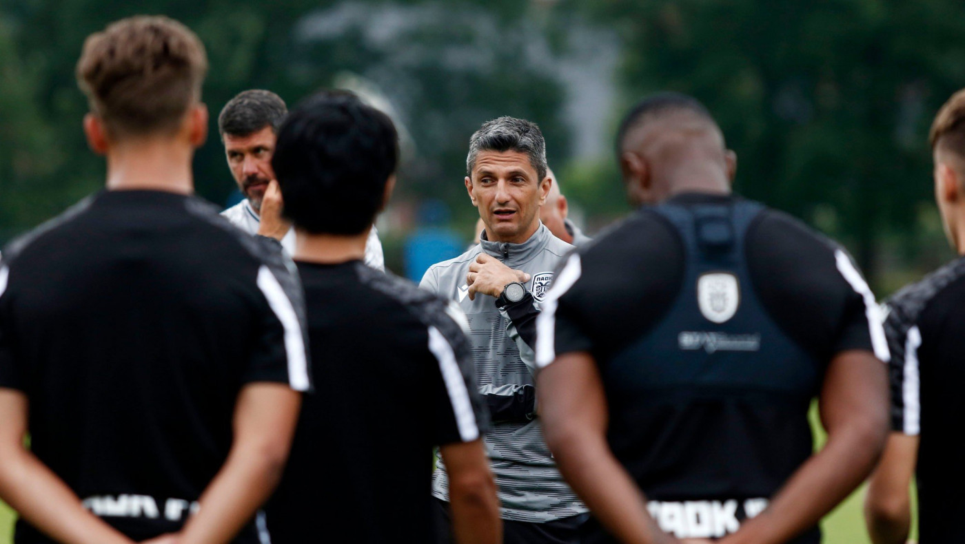 Τετ-α-τετ Λουτσέσκου με παίκτες του ΠΑΟΚ: «Πάμε για σκορ πρόκρισης»