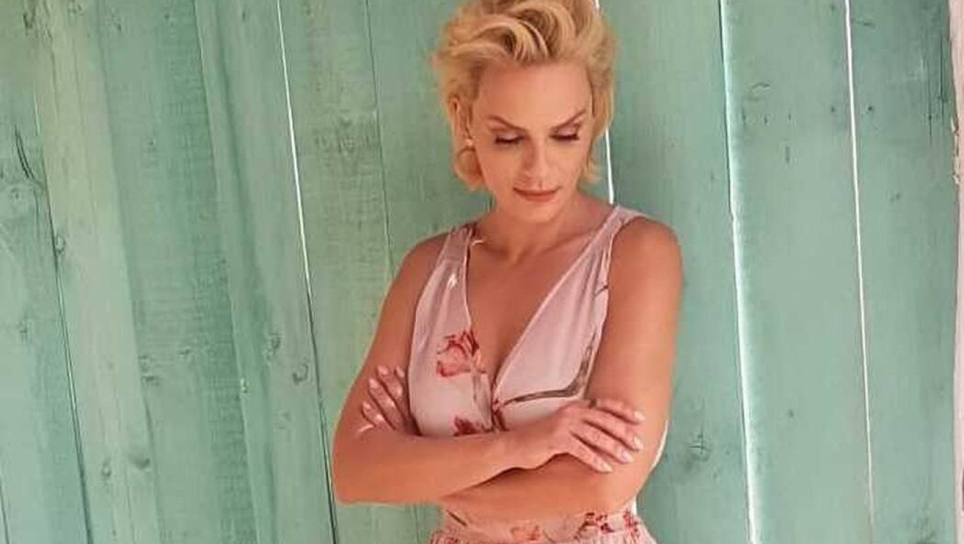 Έλενα Χριστοπούλου: Ατύχημα με σκύλο της φίλης της - Την δάγκωσε στο μάτι!