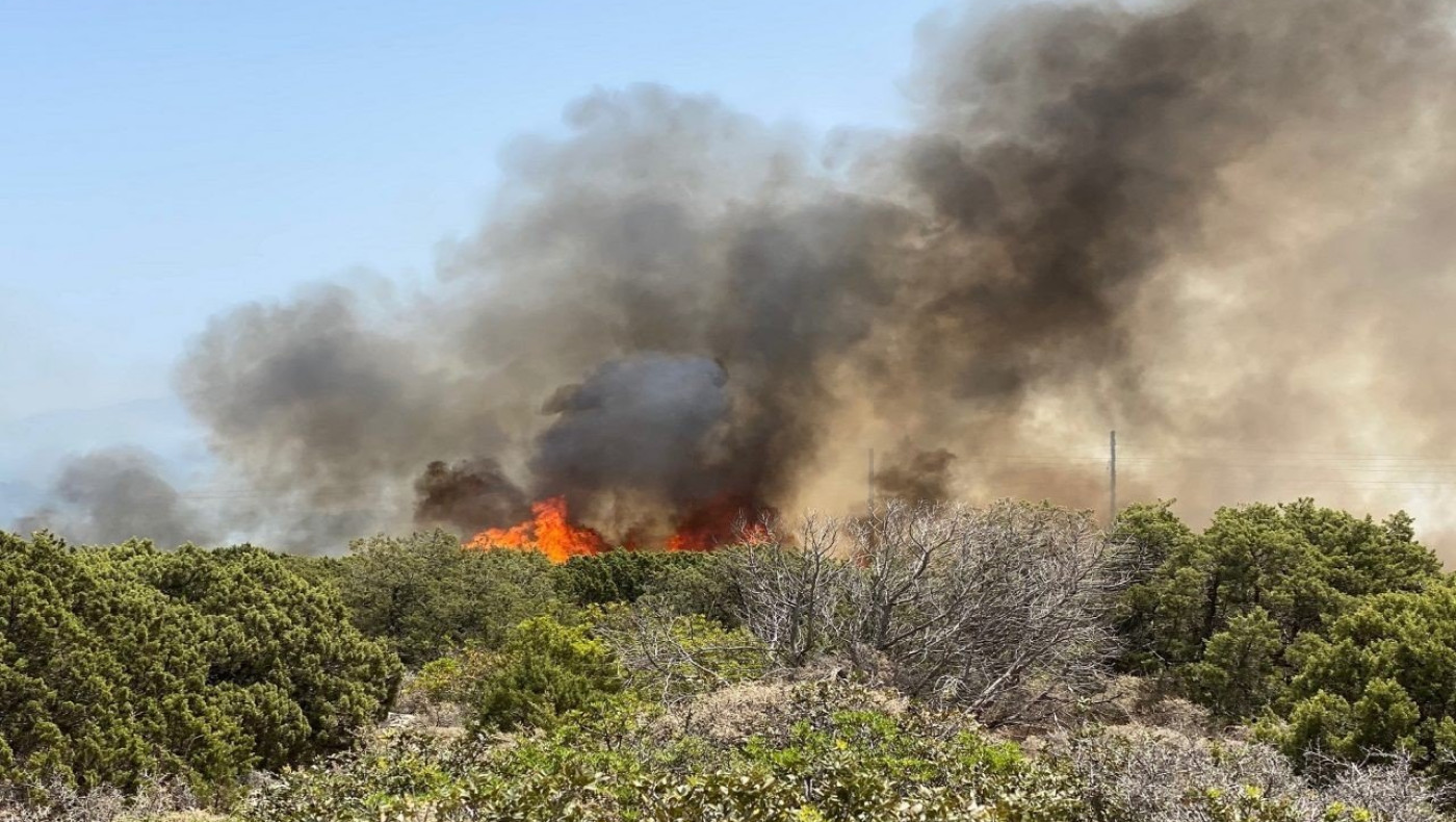 Θεσσαλονίκη: Σε εξέλιξη φωτιά στη Θέρμη